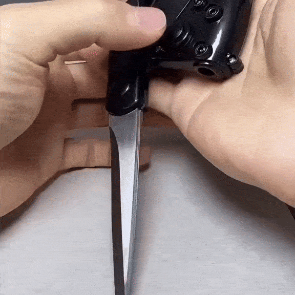 Foarfeca cu Laser – Tăieturi Precise pentru Orice Proiect